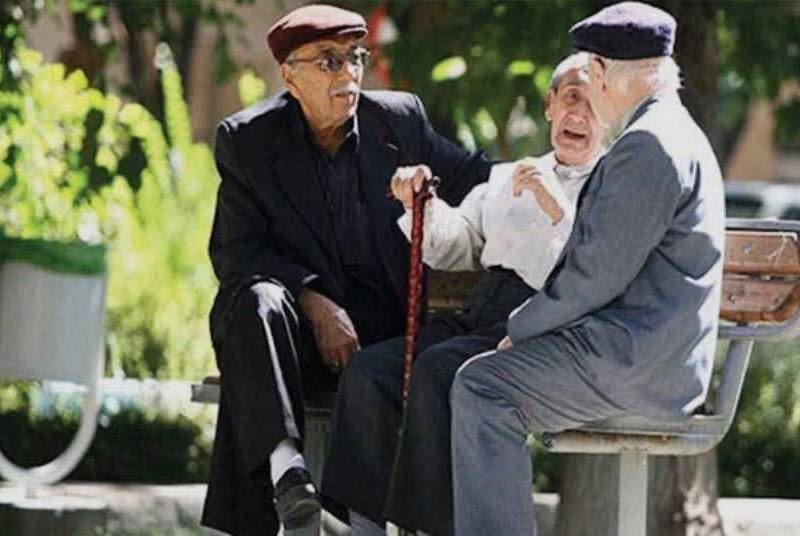 افزایش مستمری بازنشستگان‌ در دستور کار
