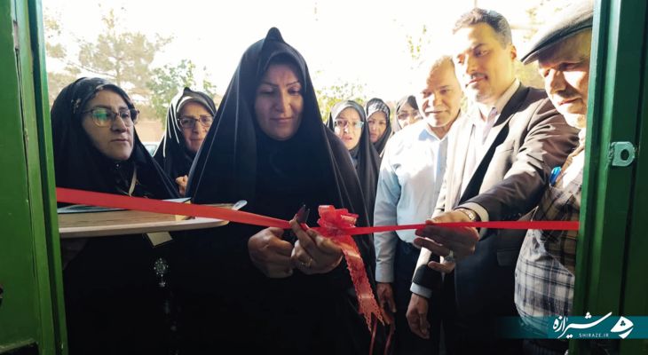 نمایشگاه «مهرانه» مکانی برای حمایت بانوان کارآفرین آباده