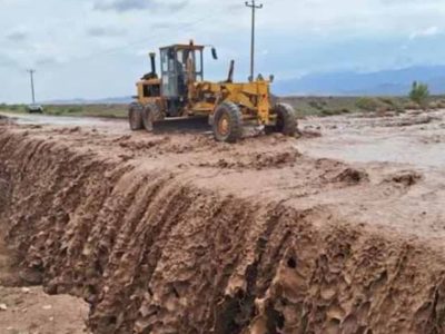 مسیر آبراهه‌ها و حریم رودخانه‌ها و مسیر روان آب ها را آزاد نگه دارید