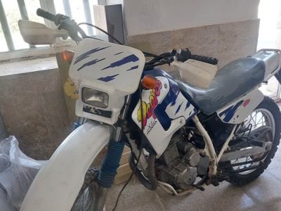 توقیف موتورسیکلت هوندا فاقد مجوز در آباده