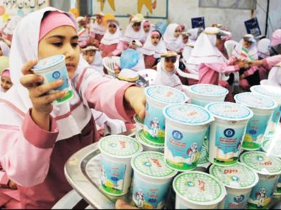 توزیع شیر مدارس از آبان
