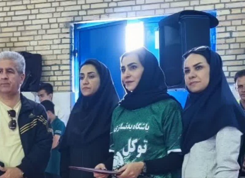 تجلیل از مربیان و قهرمانان ورزشی شهر سورمق به مناسبت هفته تربیت بدنی